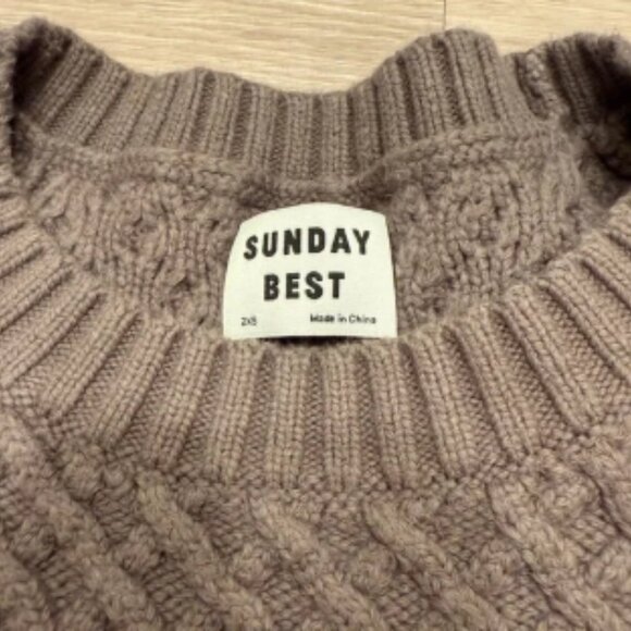 Aritzia Oversized Cable Knit Sweater - Picture 3 of 4